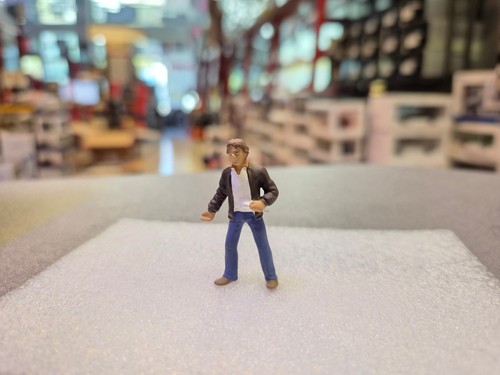 Figurine villeneuve 1982 - figurine,
